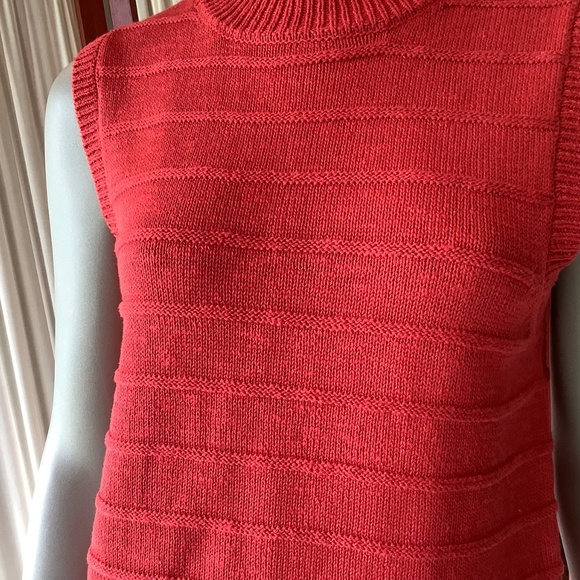 Sanctuary Sleeveless Knit Shell Tank Rich Rust Color Size Medium - Picture 3 of 7